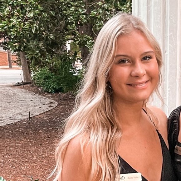 ansleytaytay